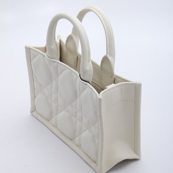 Mini Dior Book Tote Latte Macrocannage Calfskin (21.5 x 13 x 7.5 cm) - Picture 5 of 13